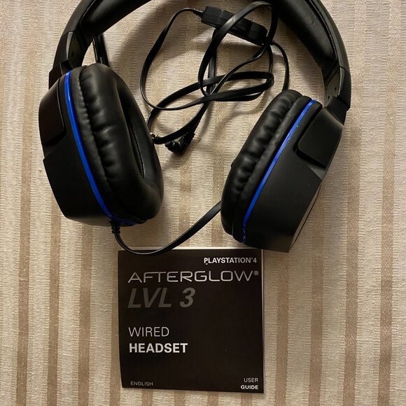 PLAYSTATION 4 AFTERGLOW LVL 3 WIRED HEADSET - Picture 6 of 7